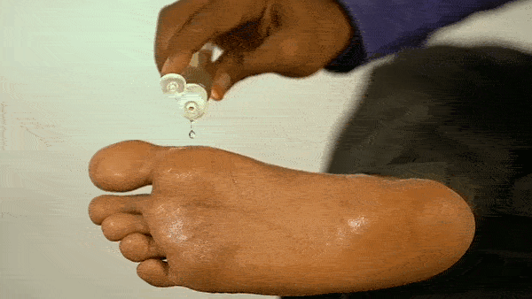 Step 1 - How to use Ayurvedic Kansa (Kansya) Massager - Foot Massager Vatki (Wati)