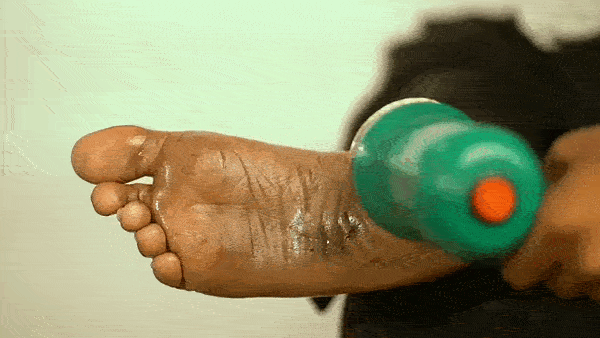 Step 4 - How to use Ayurvedic Kansa (Kansya) Massager - Foot Massager Vatki (Wati)